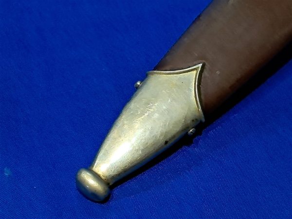 german-world-war-two-ground-dagger-early-s-a-pattern-1933-with-nickel-silver-fittings-excellent-condition-with-scabbard