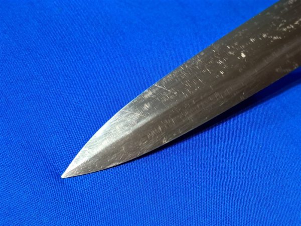 german-world-war-two-ground-dagger-early-s-a-pattern-1933-with-nickel-silver-fittings-excellent-condition-with-scabbard