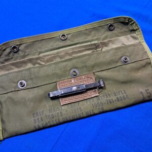 vietnam-war-era-1968-dated-nylon-cleaning-kit-pouch-for-m-16-rifle-empty-unissued-condition