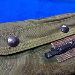 vietnam-war-era-1968-dated-nylon-cleaning-kit-pouch-for-m-16-rifle-empty-unissued-condition