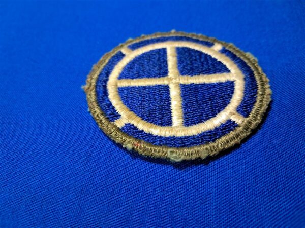 world-war-two-35-division-shoulder-patch-green-back-variation