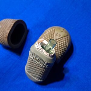 vietnam-war-late-issue-snake-bite-kit-rubber-suction-for-first-aid-large-jungle-kits