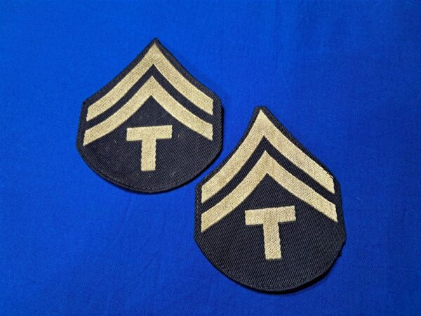 world-war-two-army-soldier-technician-5th-class-rank-shoulder-chevrons