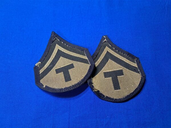 world-war-two-army-soldier-technician-5th-class-rank-shoulder-chevrons