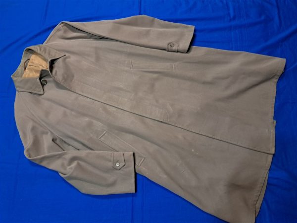 world-war-two-officers-pinks-over-coat-for-uniform-garbadine-material-excellent-condition-size-medium