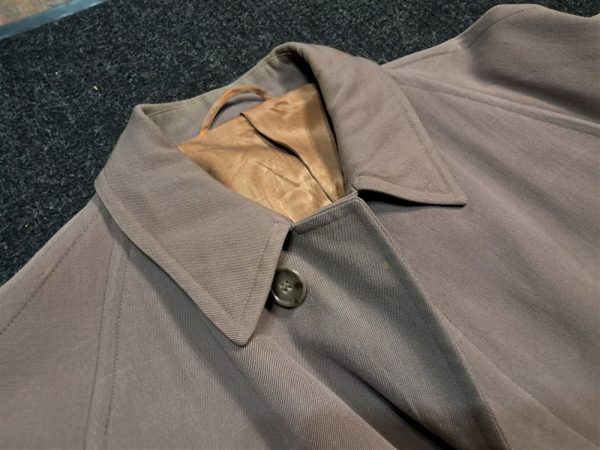 world-war-two-officers-pinks-over-coat-for-uniform-garbadine-material-excellent-condition-size-medium