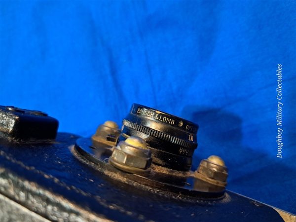 world-war-two-naval-camera-aircraft-gun-for-tracking-kills-used-with-handheld-adaptation-for-ship-deck-use-16-millimeter