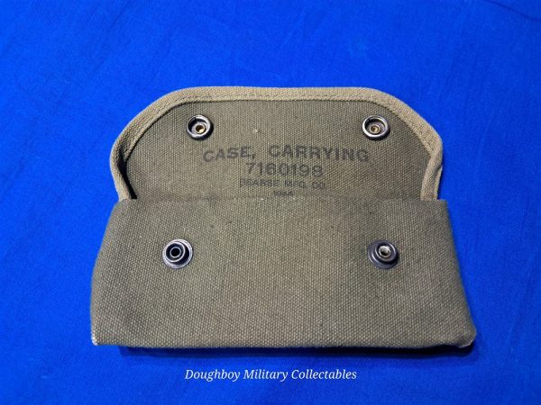 world-war-two-carrying-case-for-grenade-launcher-dated-1944-bearse-company