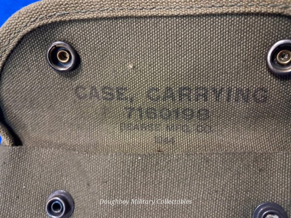 world-war-two-carrying-case-for-grenade-launcher-dated-1944-bearse-company