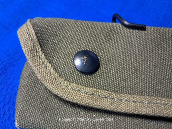 world-war-two-carrying-case-for-grenade-launcher-dated-1944-bearse-company