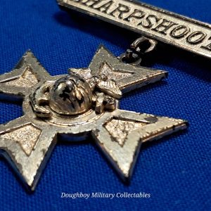 world-war-two-united-states-marines-shooting-badge-with-ega-sharpshooter-made-in-sterling