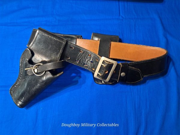 late-vietnam-war-air-military-police-force-basic-leather-belt-set-with-holster-hand-cuffs
