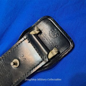 late-vietnam-war-air-military-police-force-basic-leather-belt-set-with-holster-hand-cuffs