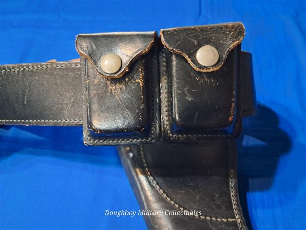late-vietnam-war-air-military-police-force-basic-leather-belt-set-with-holster-hand-cuffs
