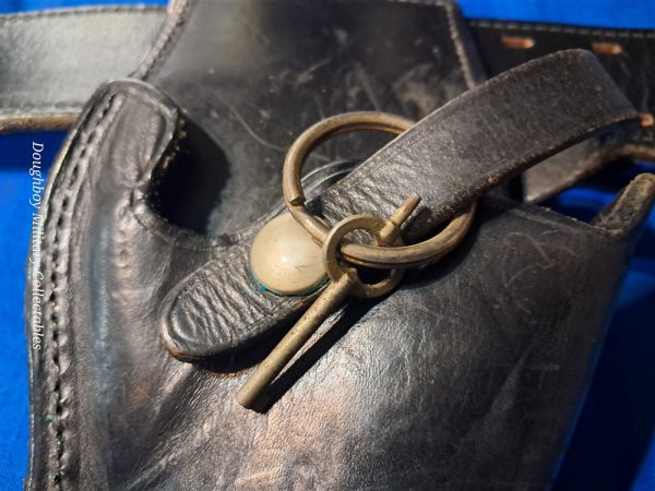 late-vietnam-war-air-military-police-force-basic-leather-belt-set-with-holster-hand-cuffs