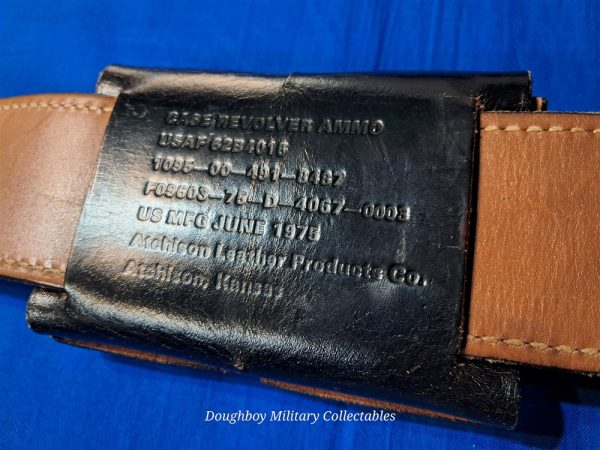 late-vietnam-war-air-military-police-force-basic-leather-belt-set-with-holster-hand-cuffs