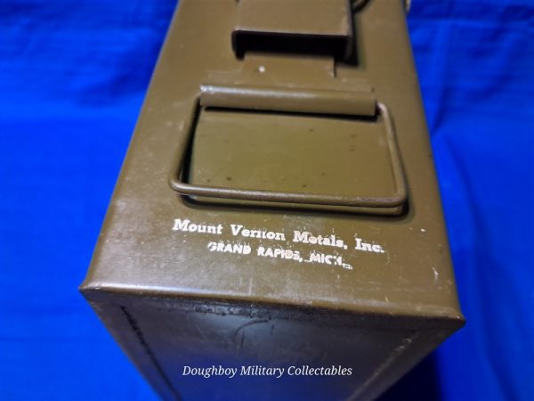 korean-war-era-ammunition-can-box-for-30-browning-machine-gun-metal-by-mount-vernon-manufacturing