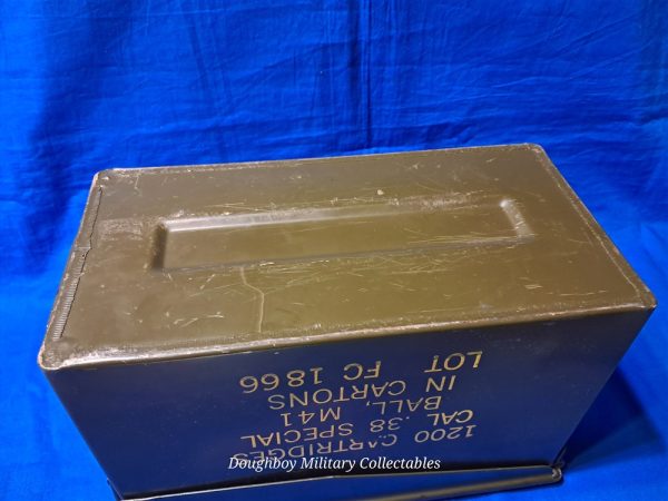 ammunition-can-box-for-38-special-air-force-revolvers-1200-rounds-large-size-metal-early-1960-era