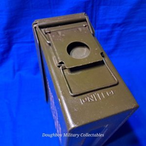korean-war-ammunition-can-box-by-united-manufacturing-for-250-rounds-machine-gun