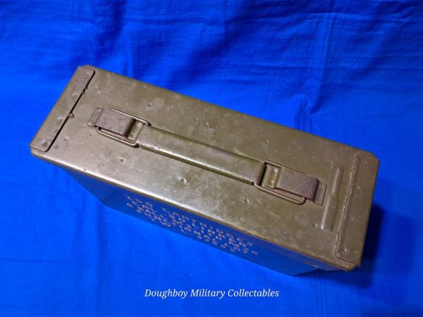 korean-war-ammunition-can-box-by-united-manufacturing-for-250-rounds-machine-gun