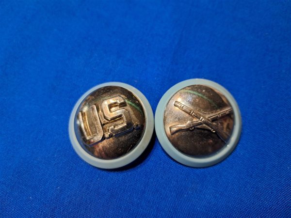 army-enlisted-dress-uniform-collar-disk-and-visor-cap-set-with-blue-plastic-trim-included