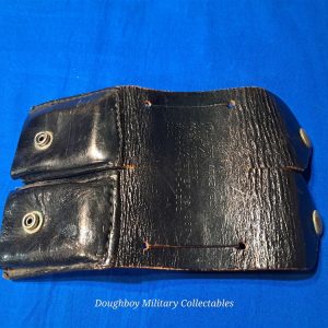 vietnam-war-1968-dated-38-special-revolver-ammunition-pouch-black-leather-for-field-and-air-police-use