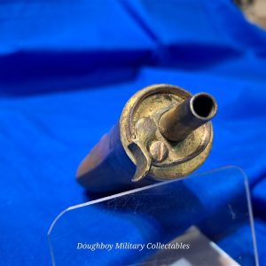 civil-war-era-or-earlier-small=pocket-pistol-powder-flask-copper-and-brass-excellent-no-damage-condition