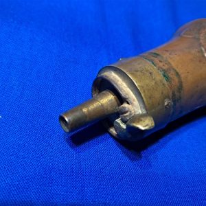 civil-war-era-or-earlier-small=pocket-pistol-powder-flask-copper-and-brass-excellent-no-damage-condition