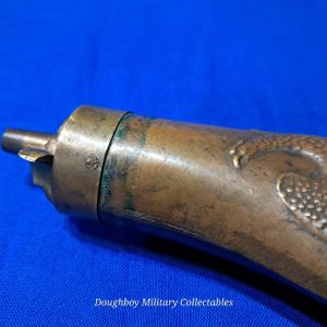 civil-war-era-or-earlier-small=pocket-pistol-powder-flask-copper-and-brass-excellent-no-damage-condition