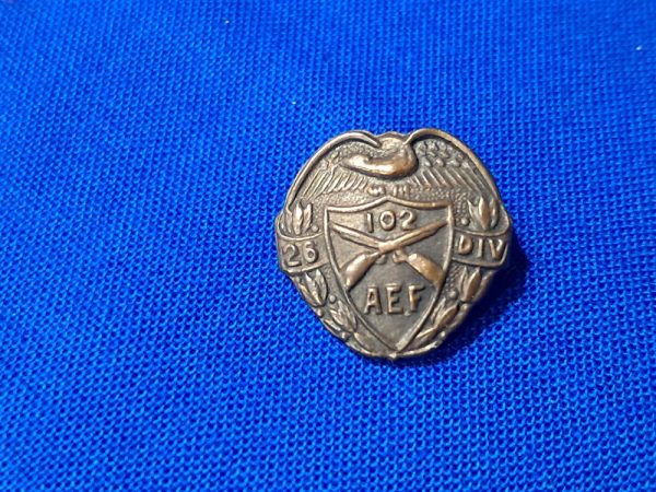 world-war-one-102-pin-for-civilian-clothing-damaged-screw-post-force-marked-bronze-26th-division-infantry