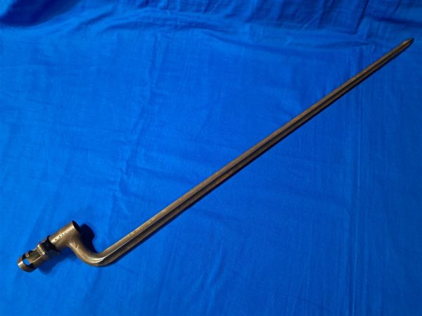 bayonet-netherlands-m-1871-second-pattern-muscket-bayonet-spike-numbered-crown-crucifix