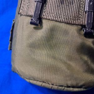 vietnam-war-era-1968-dated-canteen-group-with-all-three-pieces-cup-and-cover-unissued