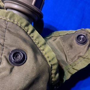 vietnam-war-era-1968-dated-canteen-group-with-all-three-pieces-cup-and-cover-unissued