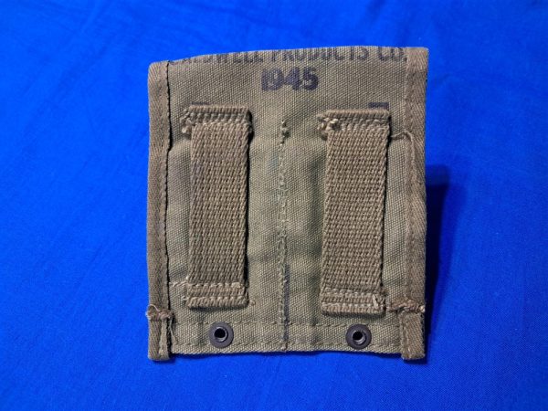 world-war-two-carbine-magazine-pouch-1945-dated-mint-unissued-with-outside-manufacture-stampings