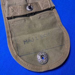 world-war-two-carbine-magazine-pouch-1945-dated-mint-unissued-with-outside-manufacture-stampings