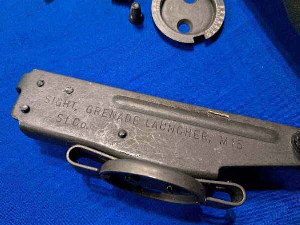 world-war-two-grenade-launcher-sight-for-the-rifles-garand-springfield-and-carbine-mint-in-wrapper-and-pouch