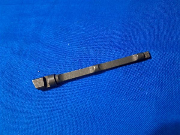 world-war-two-pistol-1911-extractor-original-colt-remington-others-new-old-stock