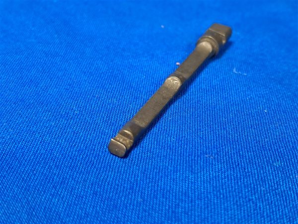 world-war-two-pistol-1911-extractor-original-colt-remington-others-new-old-stock