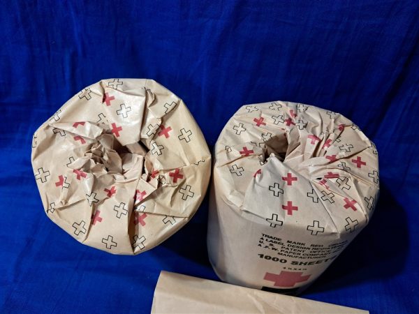 world-war-two-american-red-cross-toilet-paper-doble-roll-with-original-sleeve-full-set-excellent-comfort-bags
