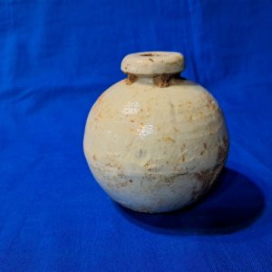 japan-type-4-hand-grenade-world-war-two-ceramic-pottery-white-inert-okinawa-dug