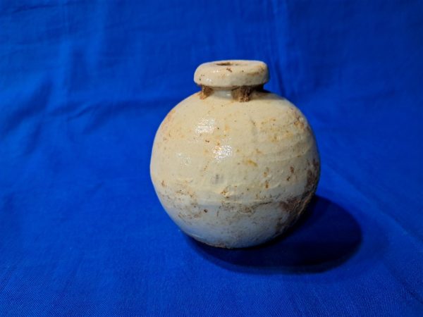japan-type-4-hand-grenade-world-war-two-ceramic-pottery-white-inert-okinawa-dug