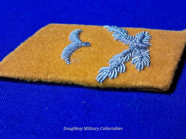 world-war-two-german-luftwaffe-lieutenant-collar-insignia-flight-yellow-color-bullion-silver-wire