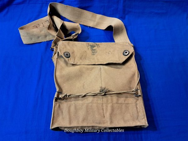 gas-mask-bag world-war-one-respirator-satchel-carrier-for-mask-empty-very-excellent-clean-condition-gas