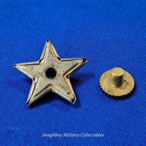 world-war-two-general-helmet-insignia-brigadier-rank-screw-on-type-silver-full-size