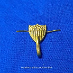 helmet-plate-hook