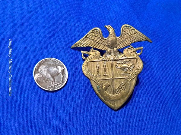 world-war-two-military-academy-visor-cap-badge-for-uniform-saint-john