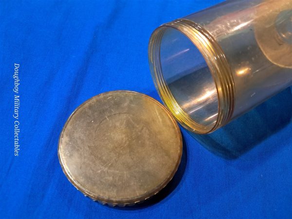 world-war-two-navy-rescue-distress-flare-kit-container-plastic-with-seals-projector-type-for-life-rafts