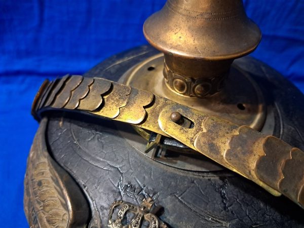 world-war-one-german-prussian-spiked-helmet-pickelhaube-model-1895-early-line-officer-with-chin-scales-some-damage-large-sized