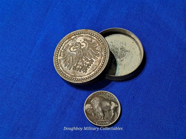 world-war-one-prussian-small-tin-container-for-pills-and-other-items-with-eagle-embossed-lid