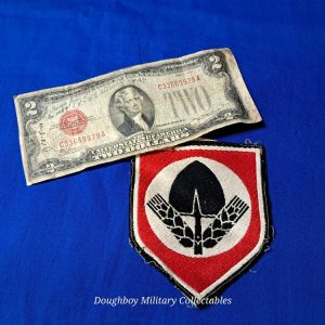 world-war-two-riech-arbeit-sport-shirt-insignis-early-woven-heavy-pattern-uniform-removed